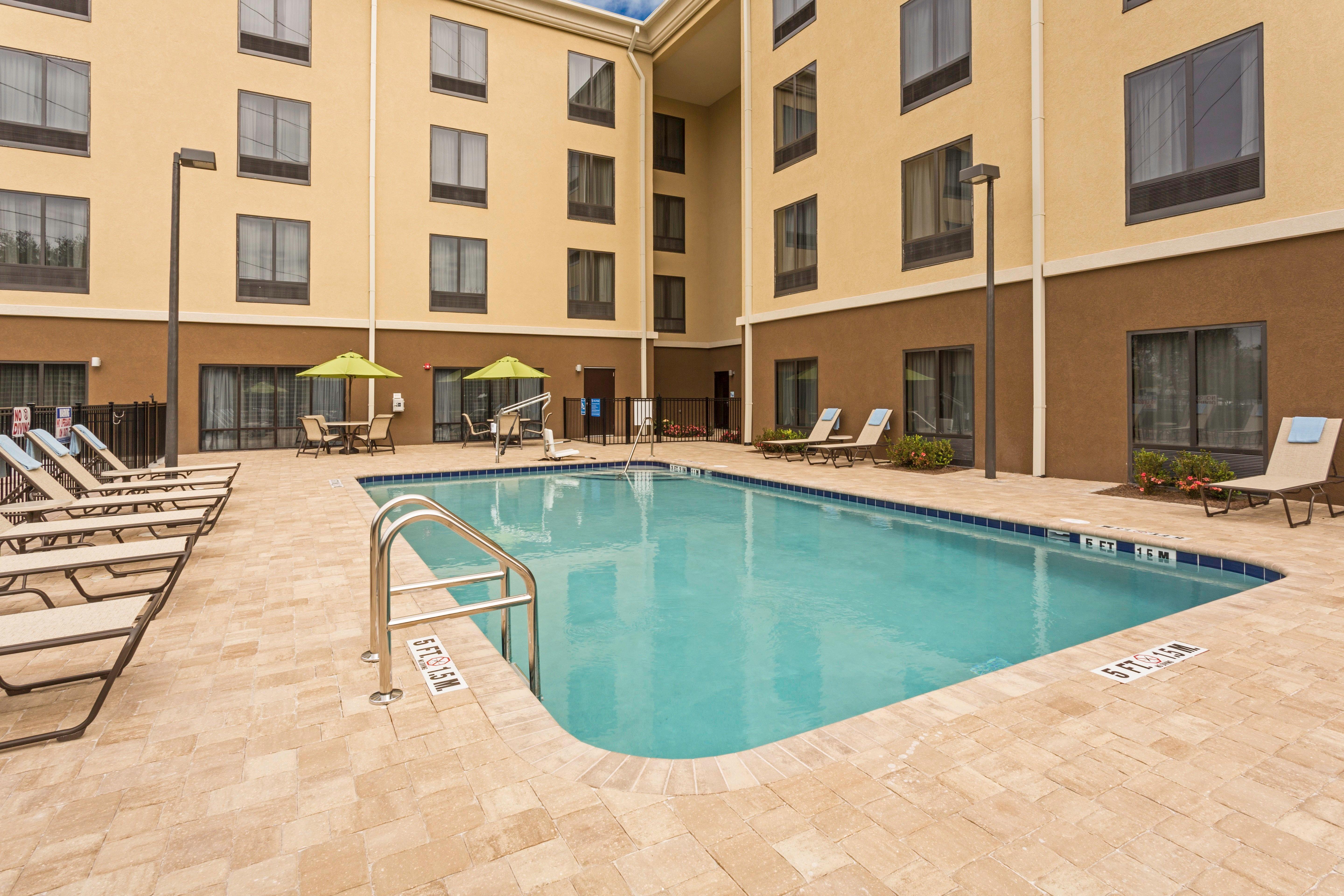 Holiday Inn Express Hotel & Suites Orlando East-Ucf Area By Ihg Alafaya Eksteriør billede