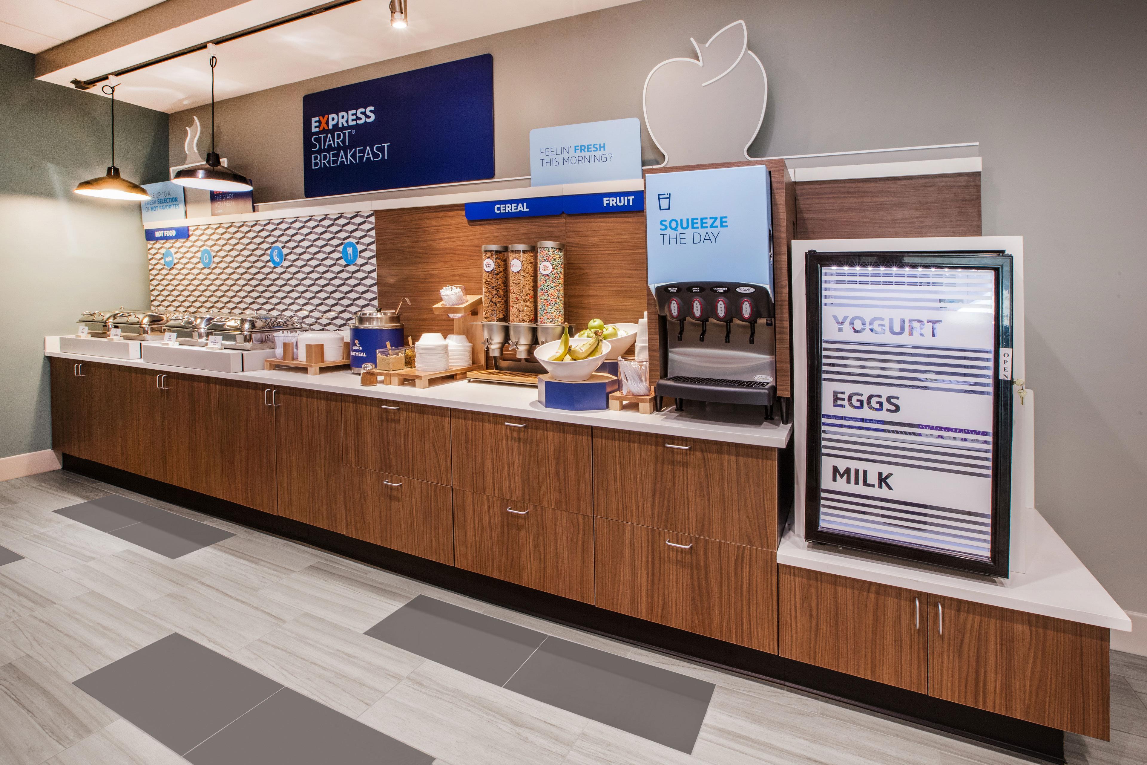 Holiday Inn Express Hotel & Suites Orlando East-Ucf Area By Ihg Alafaya Eksteriør billede