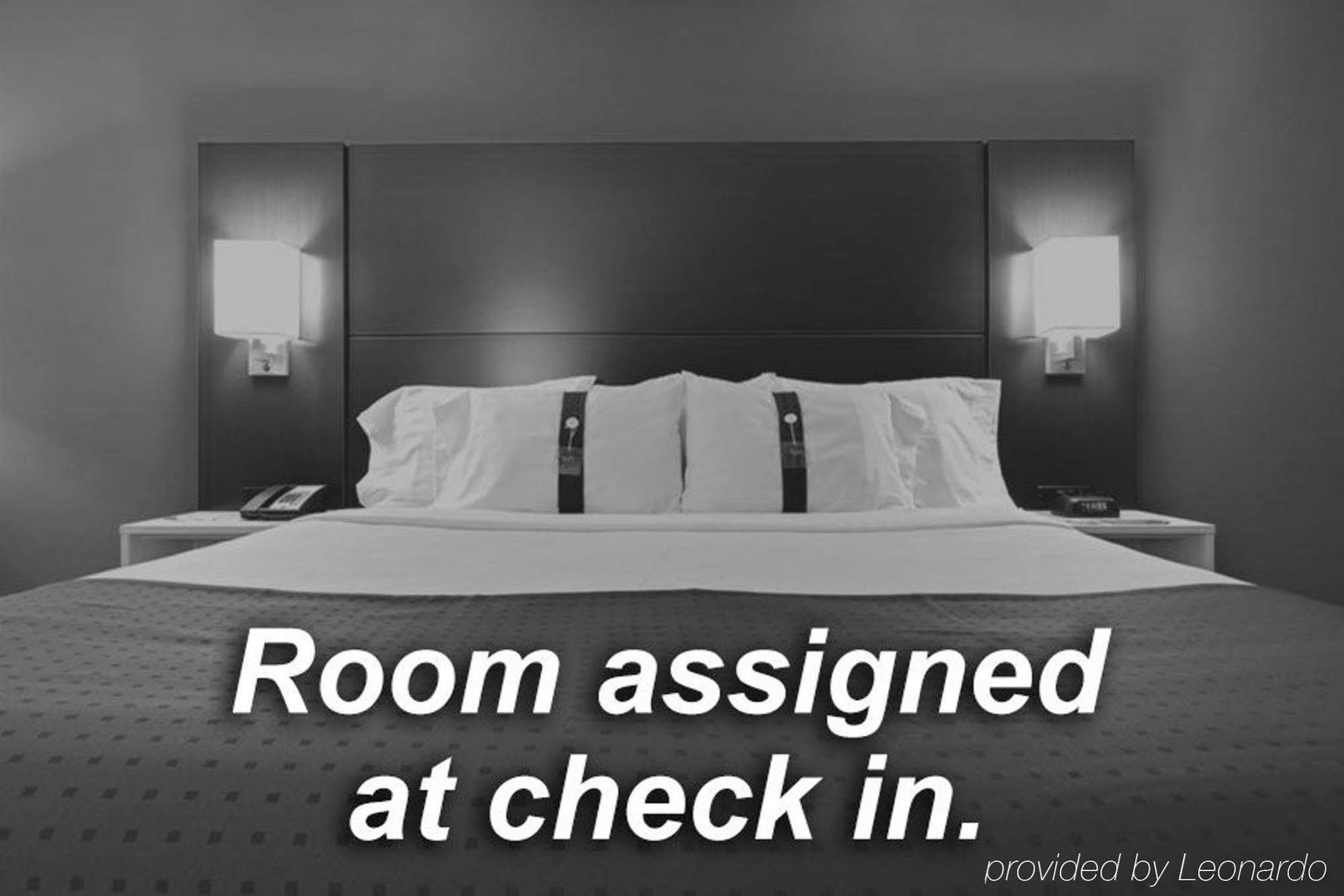 Holiday Inn Express Hotel & Suites Orlando East-Ucf Area By Ihg Alafaya Eksteriør billede